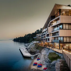 Boutique & Design Navis - Small Luxury Of The World Opatija